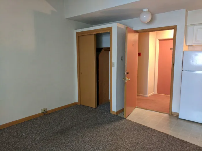 Campus Central - Living Room/Kitchen