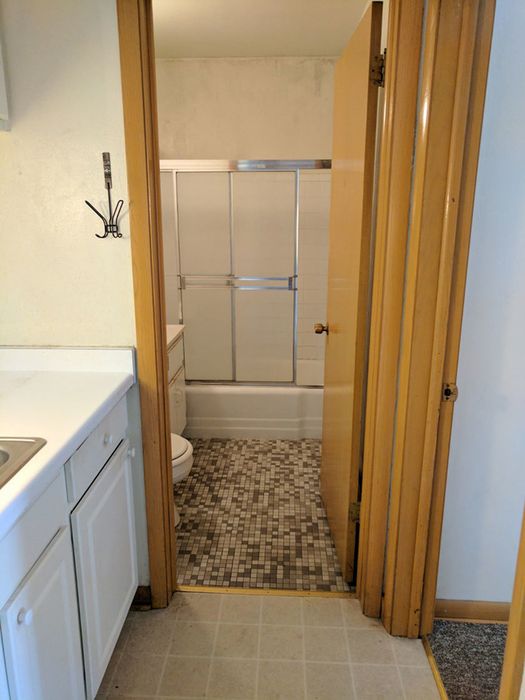 Campus Central - Bathroom
