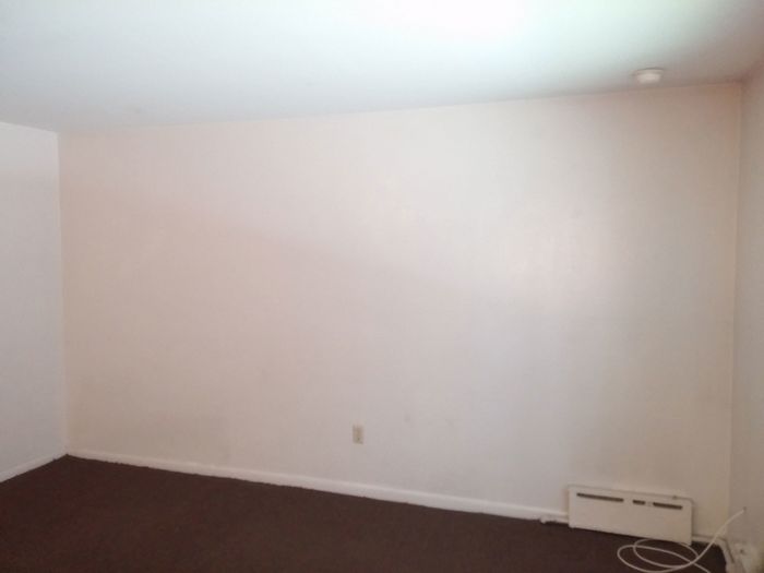 Campus East Studio Apartment - Schulhof Property Management LLC