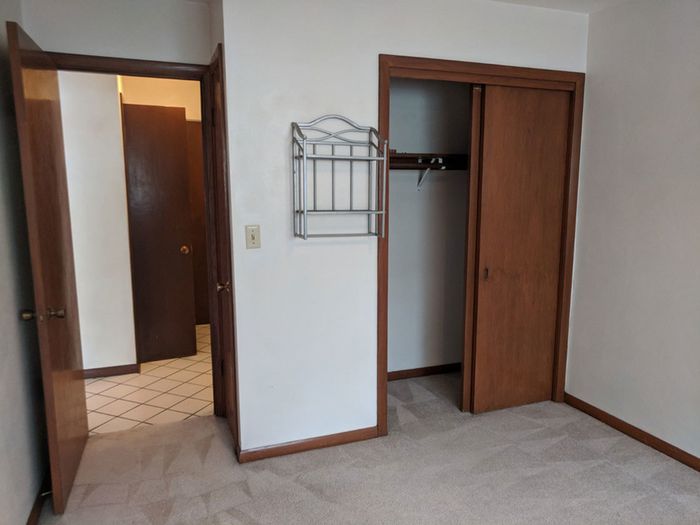Campus Place Apartment - Schulhof Property Management LLC