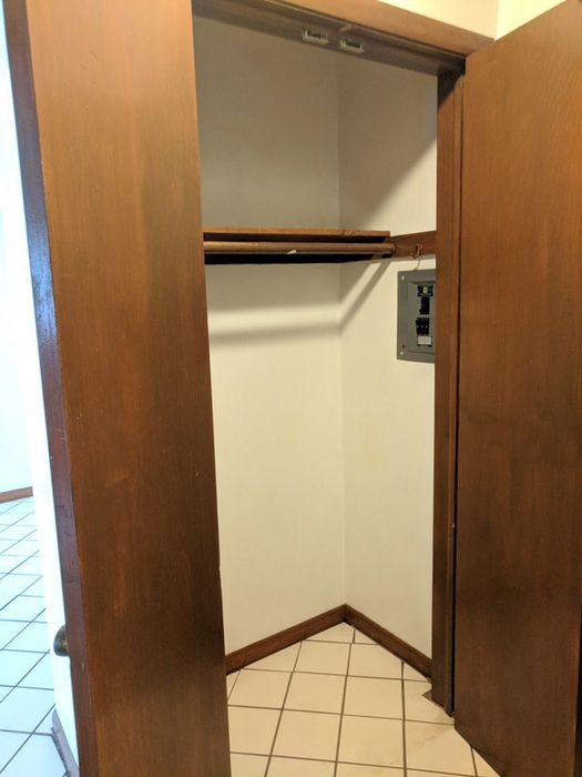 Campus Place Apartment - Schulhof Property Management LLC