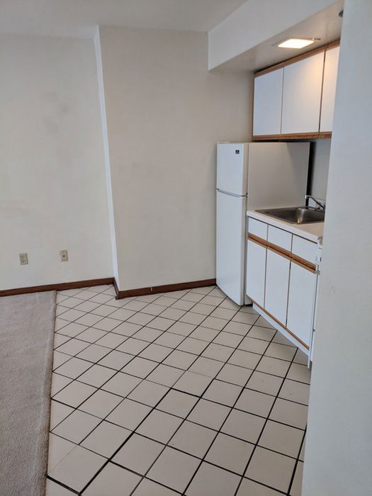 Campus Place Apartment - Schulhof Property Management LLC