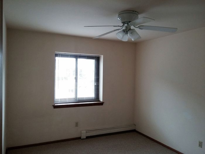 Campus Court Apartments - Schulhof Property Management