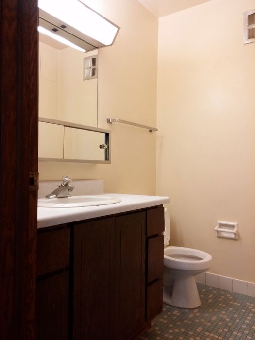 Campus Court Apartments - Schulhof Property Management