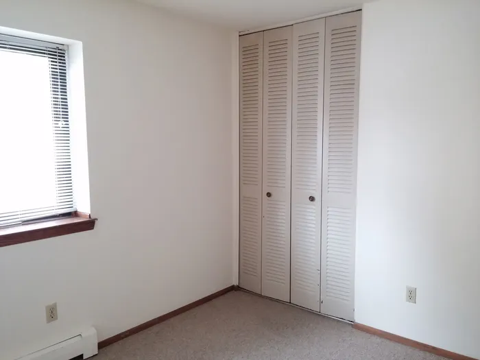 Campus Court Apartments - Schulhof Property Management