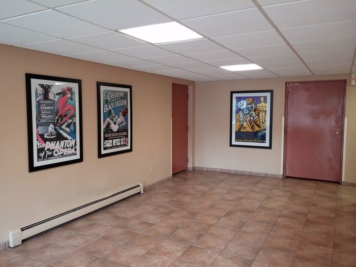 Campus Court Apartments - Schulhof Property Management