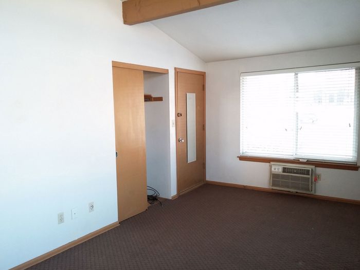 Campus Studio - Schulhof Property Management LLC