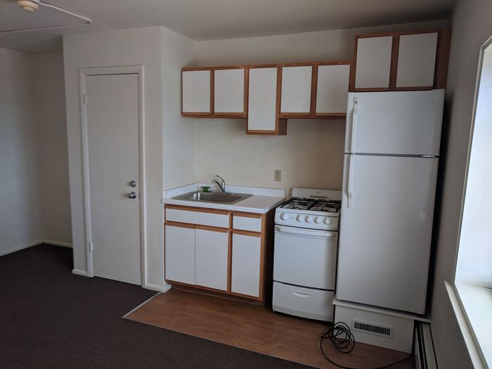 Studio 523 - Schulhof Property Management LLC