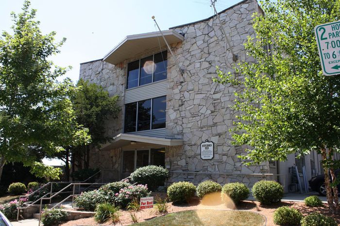 Studio 523 - Schulhof Property Management LLC