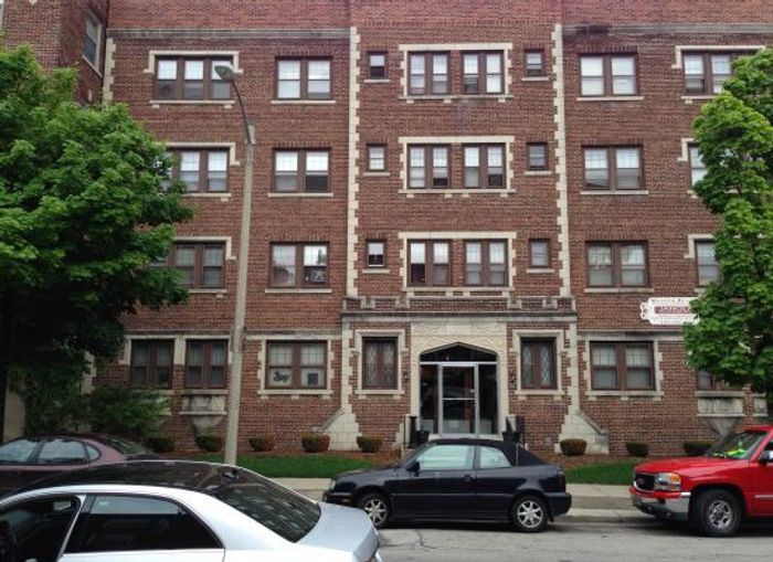 The Elms Apartment Exterior - Schulhof Property Management LLC