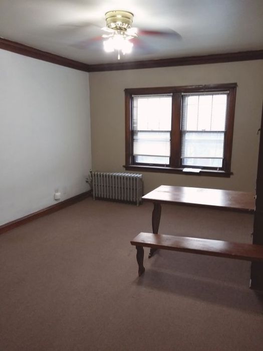 The Elms Apartment Bedroom - Schulhof Property Management LLC