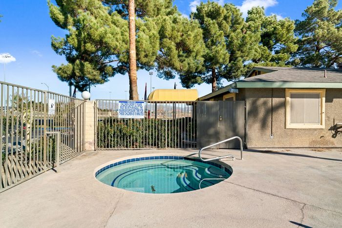 Outdoor Jacuzzi