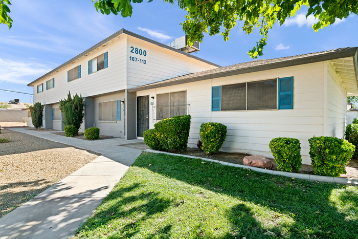 Thunderbird Townhomes & Apartments