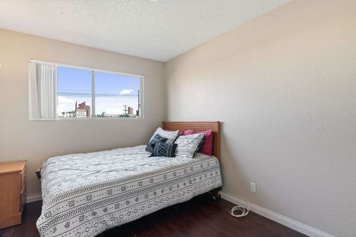 Greenville Park Bedroom Bedroom