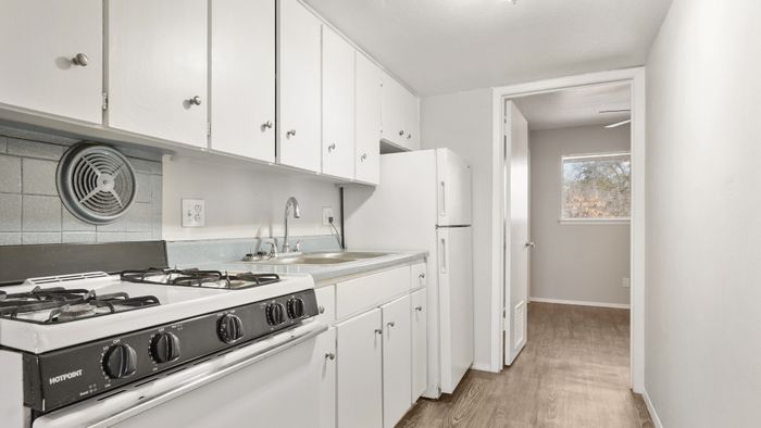 Alegria del Sol kitchen