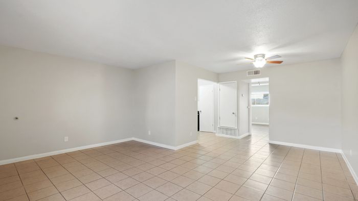 Alegria del Sol living room