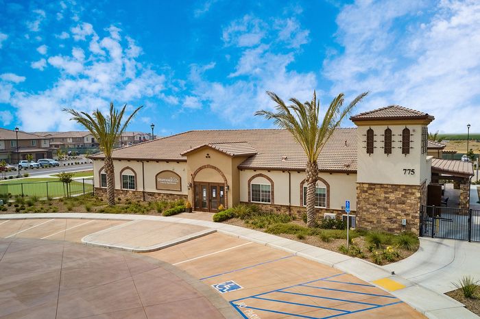 clubhouse at Grapevine Villa