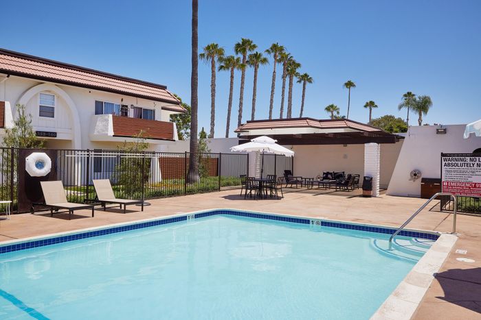 resort-style pool and lounge area