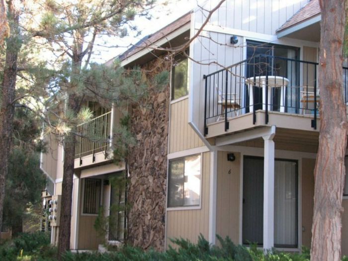 2 story apartment building at ala moana
