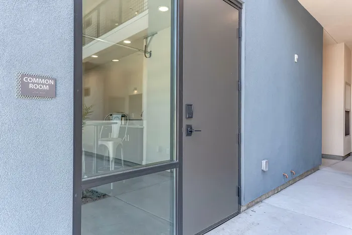 entrance to common room at oner midtown