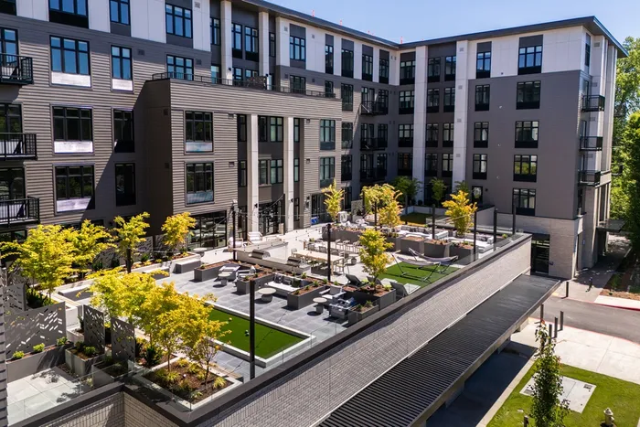 entry to henley place