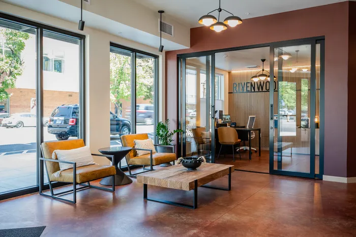 Lobby, resident lounge area, and leasing office at Rivenwood apartments in Salem, OR