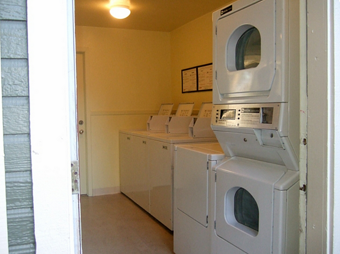 on site laundry care center at linden apartments