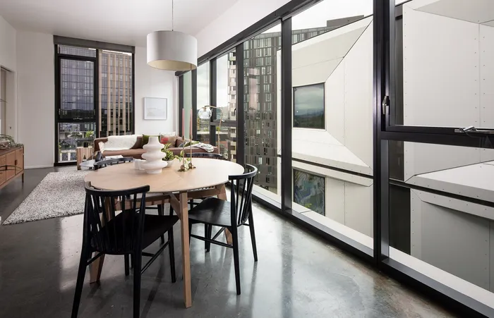 dining area at slate apartments