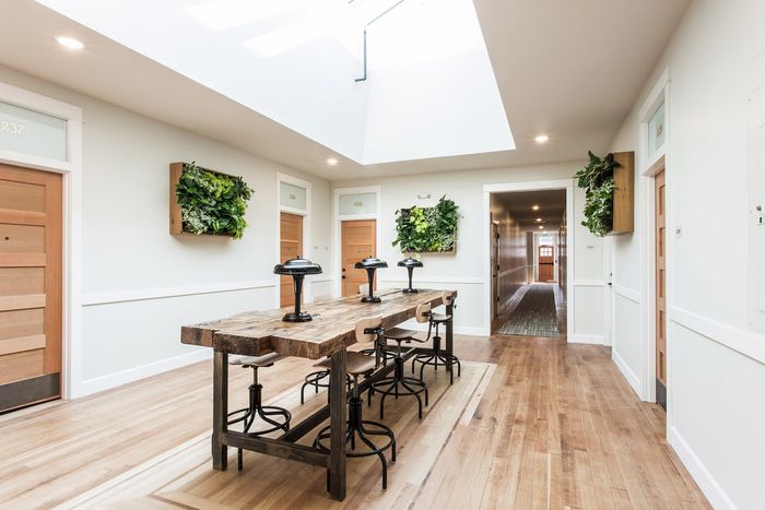second floor landing at fairmount apartments with lounge area