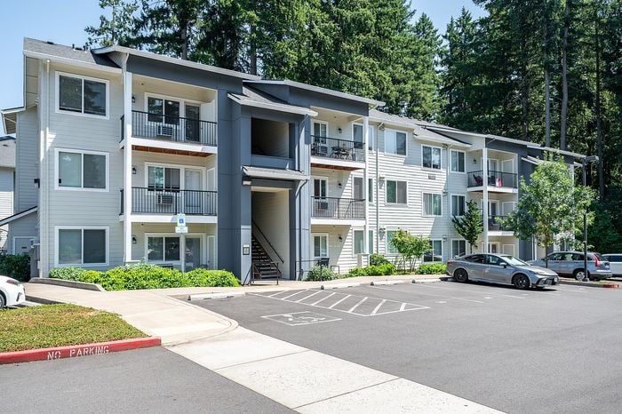 trillium woods exterior