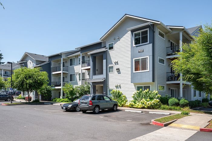 trillium woods exterior
