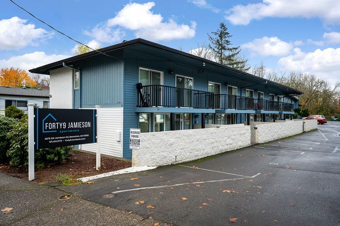 exterior of forty9 jamieson apartments