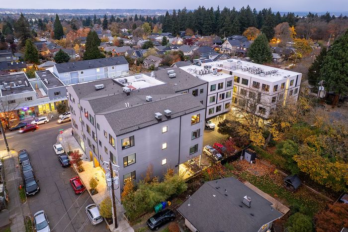 exterior of lyra apartments