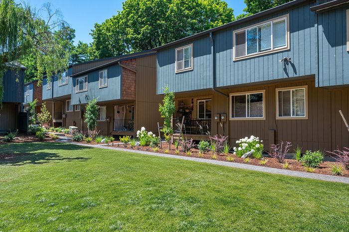 Shady Glen Exterior