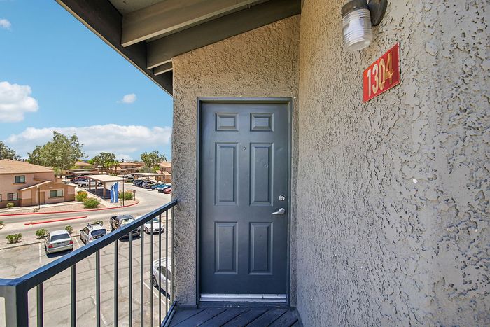 front door to 2x1 at ventura villas with exterior entrance
