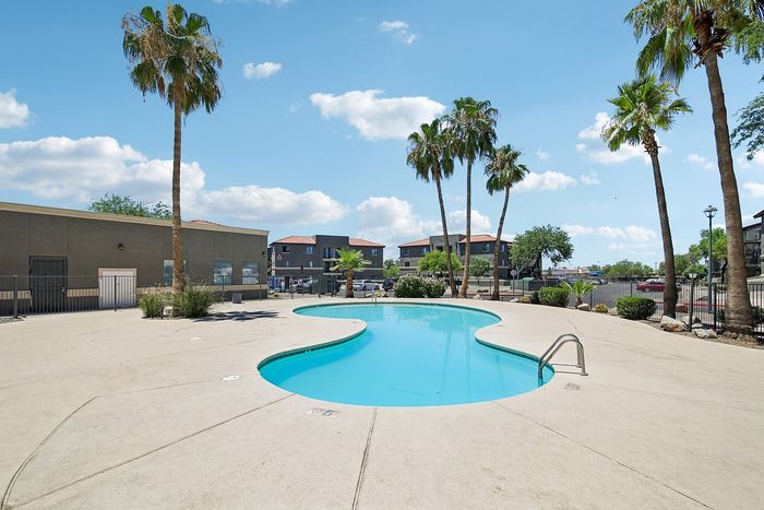 pool at ventura villas