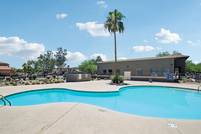pool at ventura villas