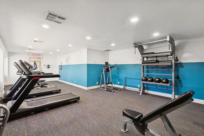 gym at peoria grand with gym equipment