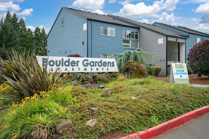 Boulder Gardens Exterior