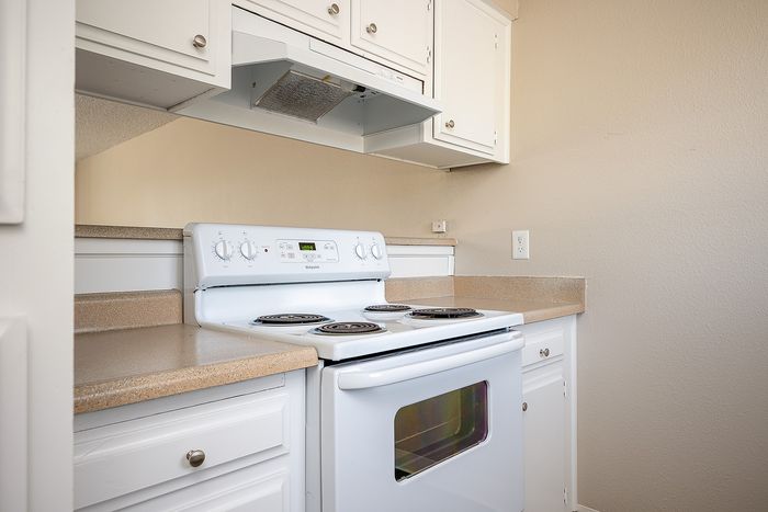 Unit 4450E at Cedar Park Kitchen