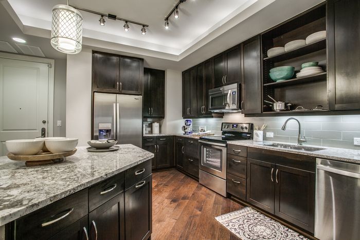 Spacious Kitchen | The James | HOUSTON, TEXAS