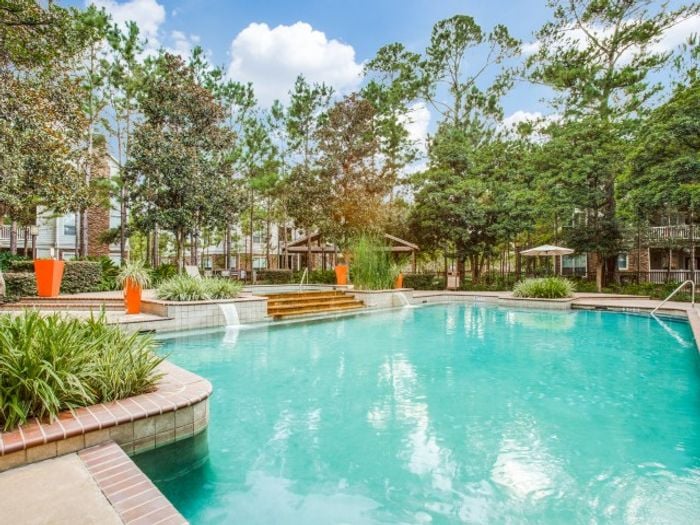 The Lodge at Spring Shadows Pool | Memorial City Living | Houston,TX Apartments