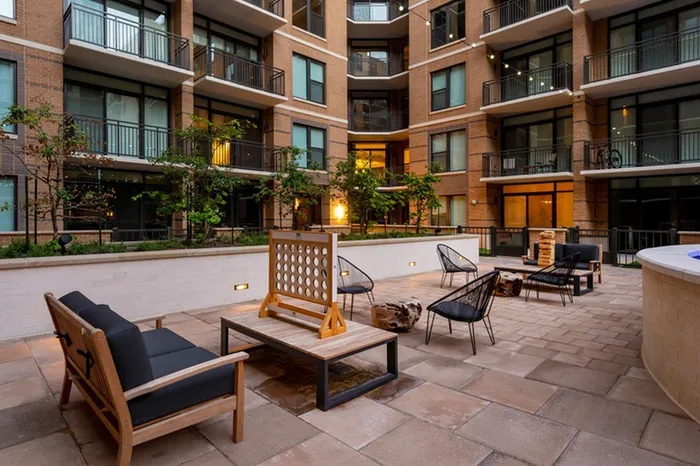 The McAdams at Memorial City | Houston, TX Apartments | Apartments in Houston, TX