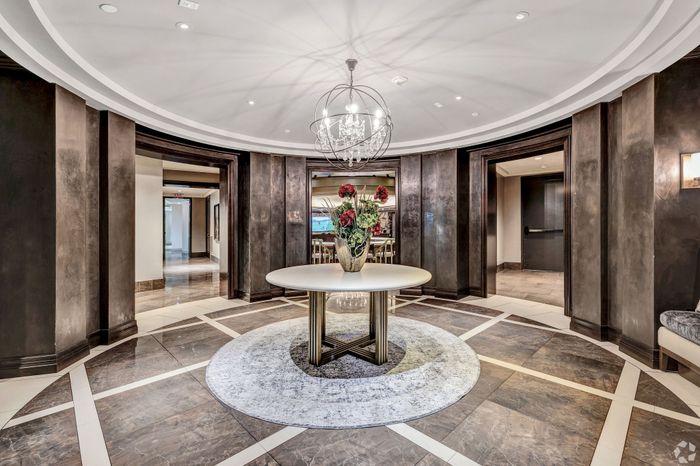 Interior Lobby | The James | HOUSTON, TEXAS