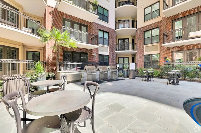 Outdoor space | The James | HOUSTON, TEXAS