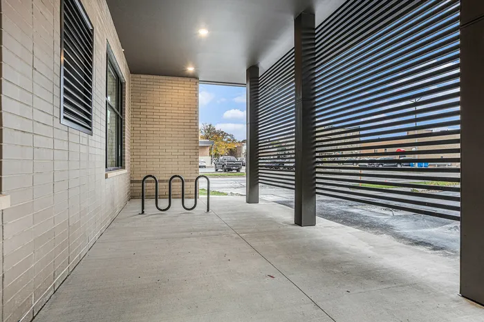 The Tribune Loft - Main Entrance with Bike Rack