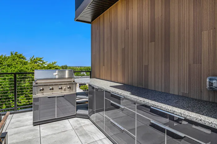 The Tribune Lofts - Rooftop Deck Outdoor Kitchen