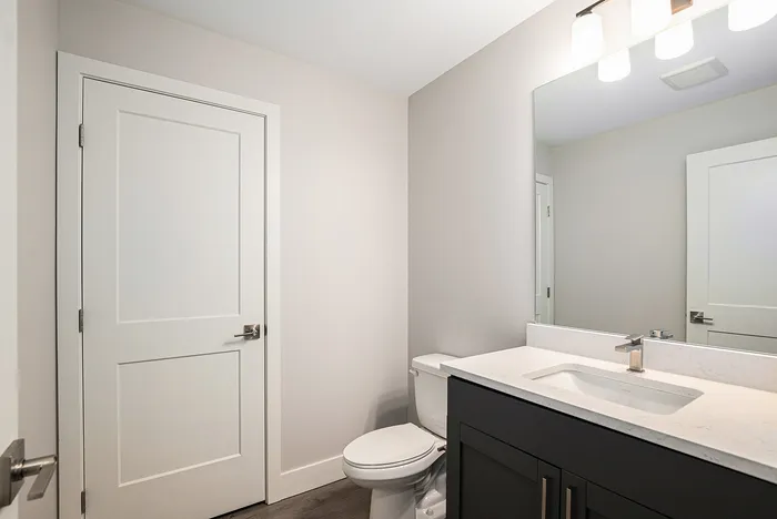The Summit at Harvey Townhomes - Bathroom