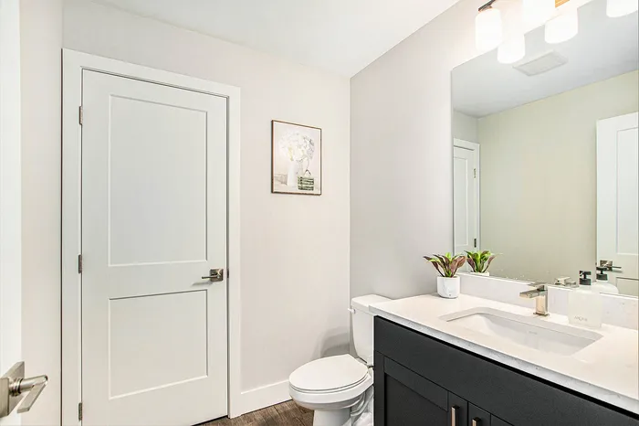 The Summit at Harvey Townhomes - Bathroom