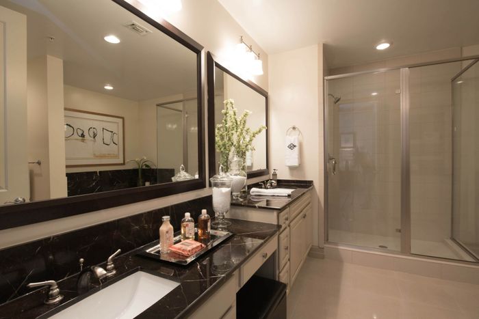 Luxurious Bathroom | Apartments for rent in Houston, TX | The Belle Meade at River Oaks